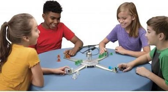 Megableu Geestenvlucht - Gezelschapspel - Spelletjes Voor Kinderen - Inclusief Chte Drone 8 Megableu Geestenvlucht - Gezelschapspel - Spelletjes Voor Kinderen - Inclusief Chte Drone - Afbeelding 8