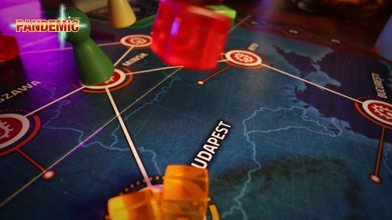 Z-Man Games Pandemic Hot Zone Europa - Bordspel 2 Z-Man Games Pandemic Hot Zone Europa - Bordspel - Afbeelding 2