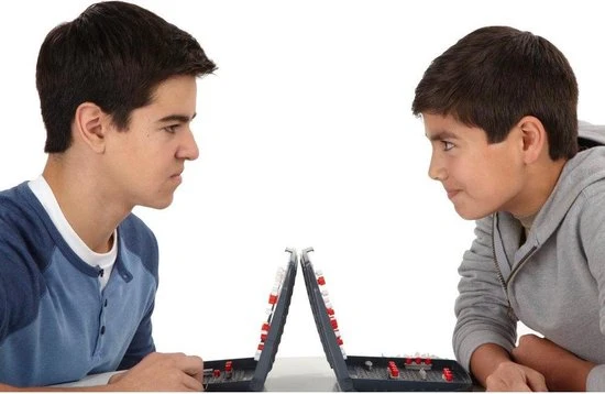 Hasbro Gaming Zeeslag - Actiespel 2 Hasbro Gaming Zeeslag - Actiespel - Afbeelding 2