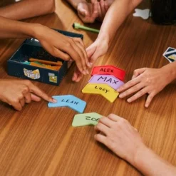 Repos Production Fun Facts - Kaartspel -Spellen-voor-volwassenen Verkoop 550x366 11