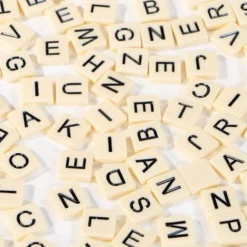 999 Games Bananagrams Actiespel 14 999 Games Bananagrams Actiespel -Spellen-voor-volwassenen Verkoop 550x366 223