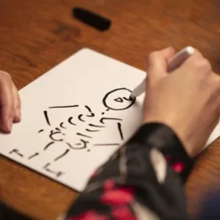 Bezzerwizzer HINT GO 100% NL - Bordspel 18 Bezzerwizzer HINT GO 100% NL - Bordspel -Spellen-voor-volwassenen Verkoop 550x366 347