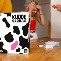 Megableu Kuddegedrag - Party Spel - Probeer Te Denken Zoals De Kudde - Gezelschapspel Voor Vrienden En Familie - Hoe Beter Je Elkaar Kent Hoe Beter Je Zal Scoren -Spellen-voor-volwassenen Verkoop 550x366 377