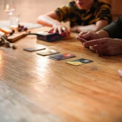 Let's Talk Familie Kerstspel Editie Spelletjes Kaartspellen Voor Volwassenen En Kinderen Vragen Spel -Spellen-voor-volwassenen Verkoop 550x366 407