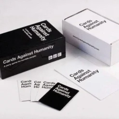 VR Distribution Cards Against Humanity UK Editie - Kaartspel -Spellen-voor-volwassenen Verkoop 550x368 9