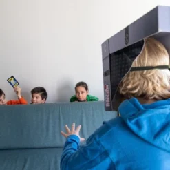 Identity Games Hoofd Bewaking -Spellen-voor-volwassenen Verkoop 550x440 3