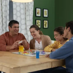 Hasbro Gaming Trivial Pursuit Familie Editie - Bordspel -Spellen-voor-volwassenen Verkoop 550x550 138