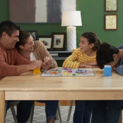 Hasbro Gaming Trivial Pursuit Familie Editie - Bordspel -Spellen-voor-volwassenen Verkoop 550x550 141