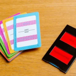 Jumbo Suspicious - Partyspel - Kaartspel -Spellen-voor-volwassenen Verkoop 550x550 460