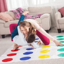 Merkloos Twister Spel - Behendigheidsspel - Kinderen En Volwassenen - 2-4 Personen - Reiseditie - Familiespel -Spellen-voor-volwassenen Verkoop 550x550 494