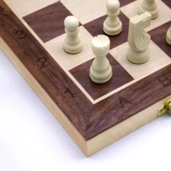 Fortecom Premium Schaakbord Met Co Rdinaten - 2 Extra Dames - 100% Houten Schaakset - 38 Cm - Magnetisch - Inclusief Schaakstukken - Chess Set Schaakborden Schaken Schaak Schaakspellen -Spellen-voor-volwassenen Verkoop 550x550 554