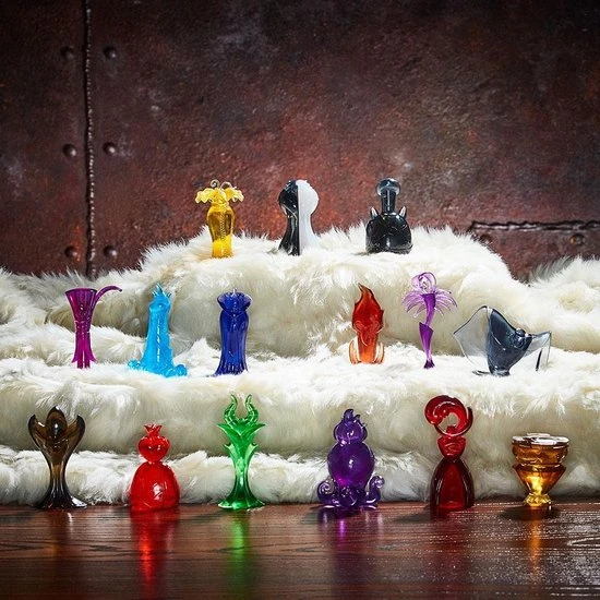 Ravensburger Disney Villainous Perfectly Wretched- Bordspel - Uitbreiding - Engelstalig 4 Ravensburger Disney Villainous Perfectly Wretched- Bordspel - Uitbreiding - Engelstalig - Afbeelding 4