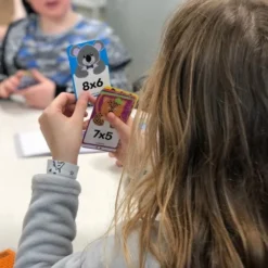 Maximal MaXimaal Maaltafels Keersommen - Educatief Speelgoed - Rekenen, Tafels En Delen Wordt Kinderspel 32 Maximal MaXimaal Maaltafels Keersommen - Educatief Speelgoed - Rekenen, Tafels En Delen Wordt Kinderspel -Spellen-voor-volwassenen Verkoop 550x550 64